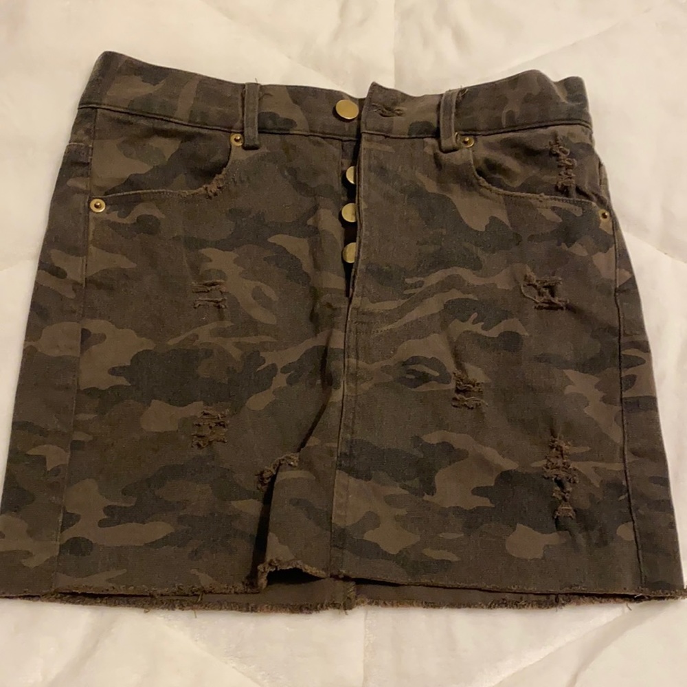 Camo Skirt Distressed